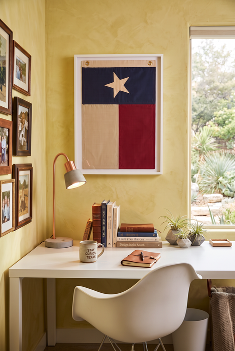 Vertical Large Framed Texas Flag Wall Art – Modern Black Frame, White Mat, Patriotic Lone Star Décor